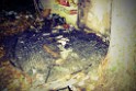 Feuer Matratze wo ein Obachloser drauf geschlafen hat Koeln Muelheim Steegerstr P22